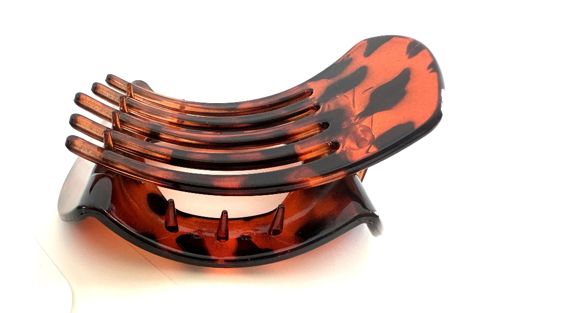 Shavasana Hair Clip: Flat, Comfortable Updo Claw - Yoga Friendly