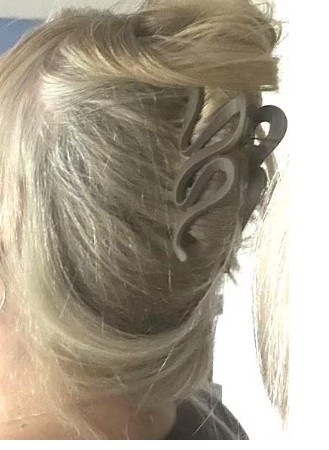 Wavy Hair Claw Clip: Strong Grip for All Hair Types- barrette