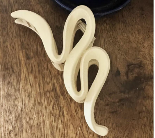 Wavy Hair Claw Clip - Strong Grip for Thick & Fine Hair - Que Sera Bracelets - Sing Along While Shopping Que Sera Sera...